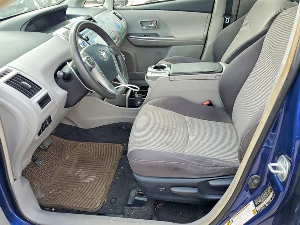 2015 TOYOTA PRIUS — DENT