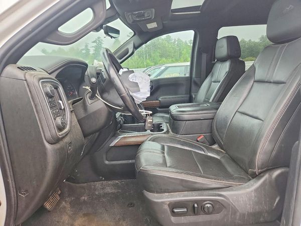 2020 CHEVROLET SILVERADO High Country — DENT