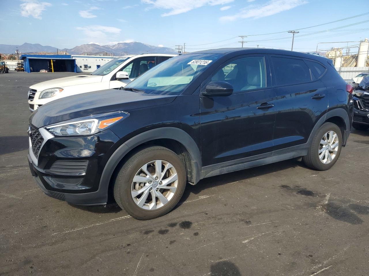2021 HYUNDAI TUCSON SE