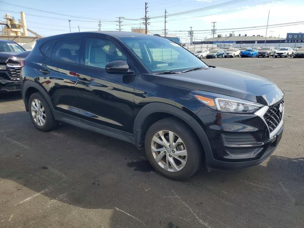 2021 HYUNDAI TUCSON SE