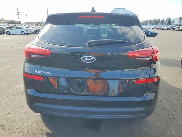 2021 HYUNDAI TUCSON SE