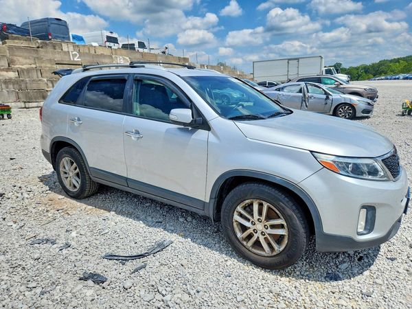 2015 KIA SORENTO GL — Passenger 3/4