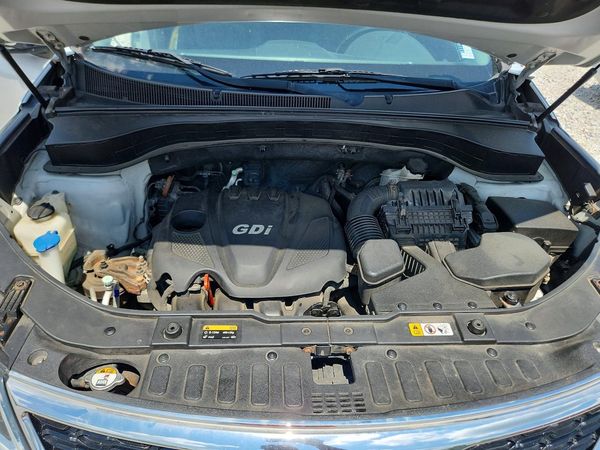 2015 KIA SORENTO GL — Engine bay