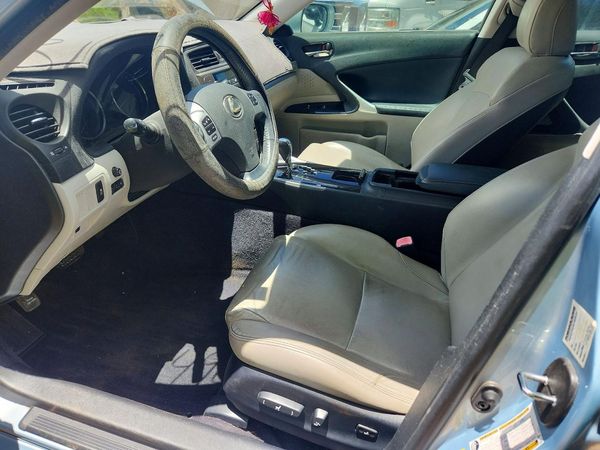 2012 LEXUS IS 250C