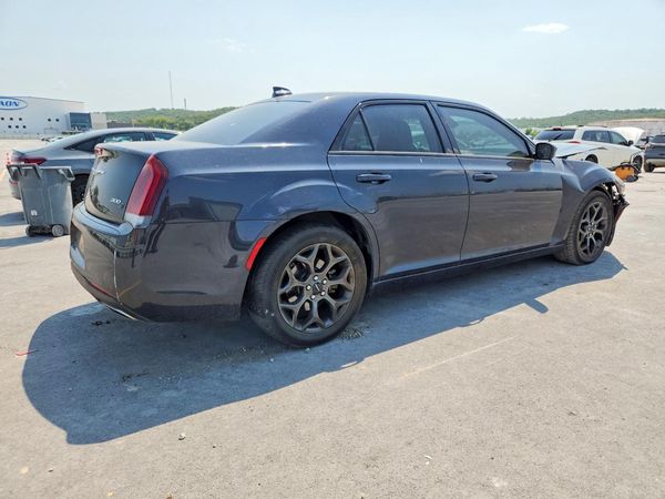 2018 CHRYSLER 300