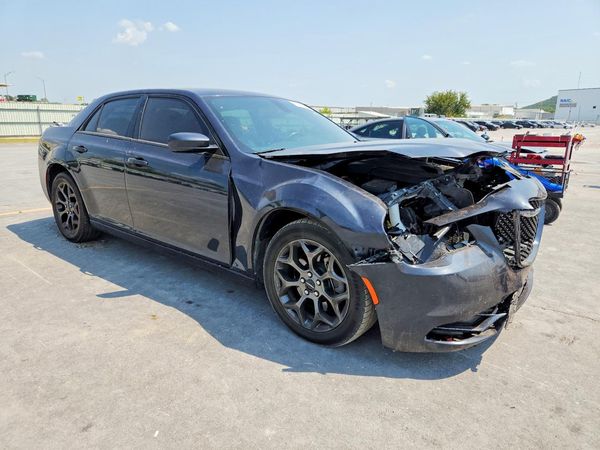 2018 CHRYSLER 300
