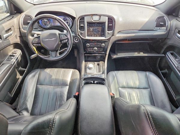 2018 CHRYSLER 300