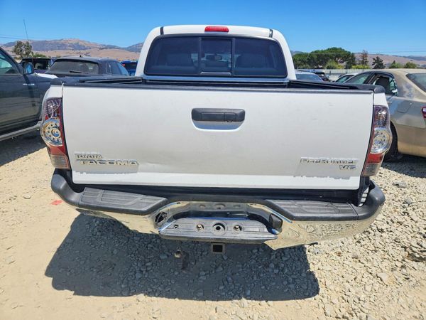 2013 TOYOTA TACOMA Delux — DIRR