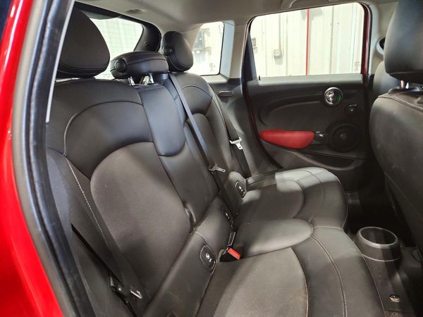 2015 MINI COOPER