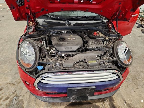 2015 MINI COOPER