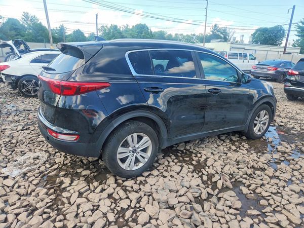 2017 KIA SPORTAGE LX