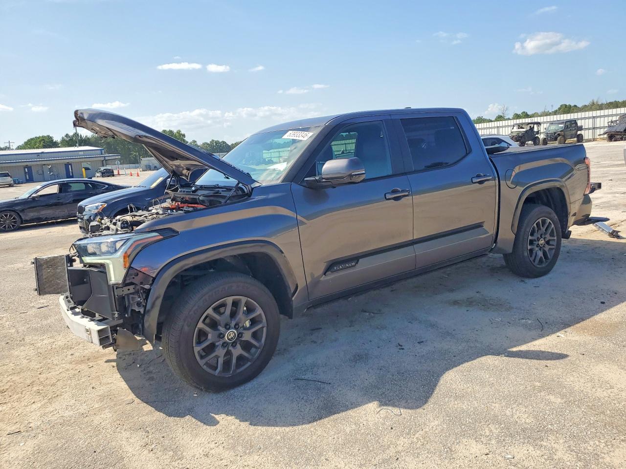 2024 TOYOTA TUNDRA