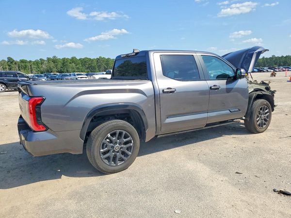 2024 TOYOTA TUNDRA