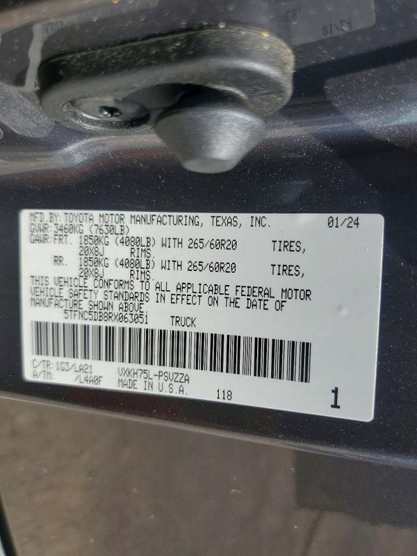 2024 TOYOTA TUNDRA