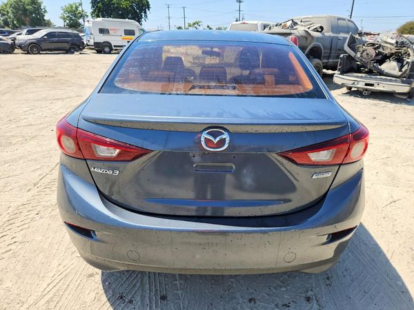2016 MAZDA 3 Touring/GS