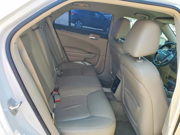 2013 CHRYSLER 300