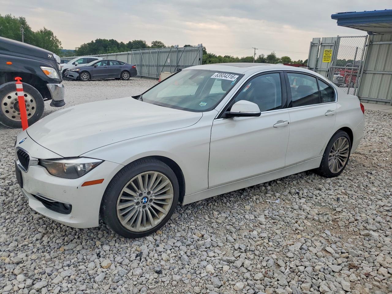 2015 BMW 328