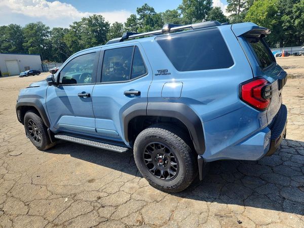 2025 TOYOTA 4RUNNER