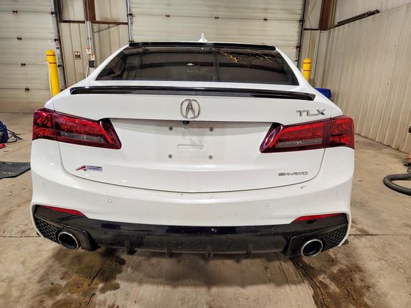 2018 ACURA TLX
