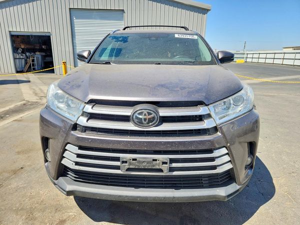 2019 TOYOTA HIGHLANDER SE/XLE