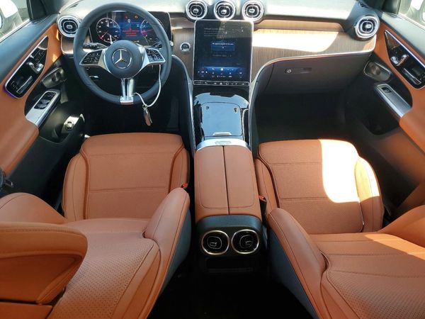 2026 MERCEDES-BENZ GLC GLC300