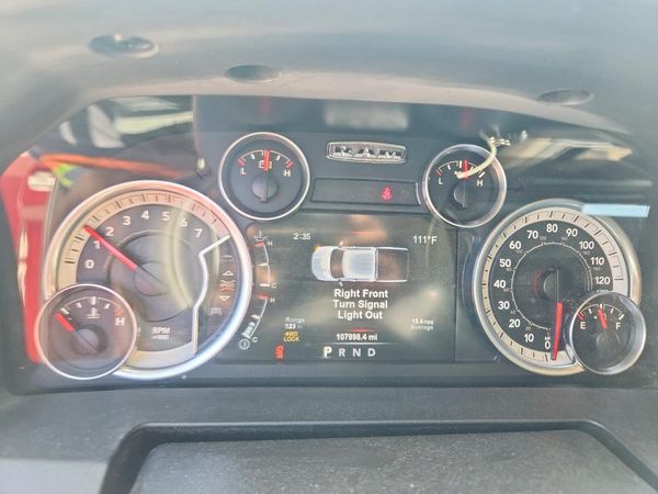 2015 RAM 1500 SLT