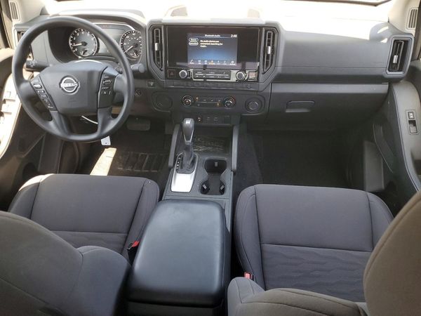 2025 NISSAN FRONTIER