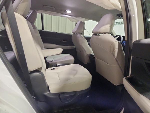 2025 TOYOTA GRAND HIGHLANDER