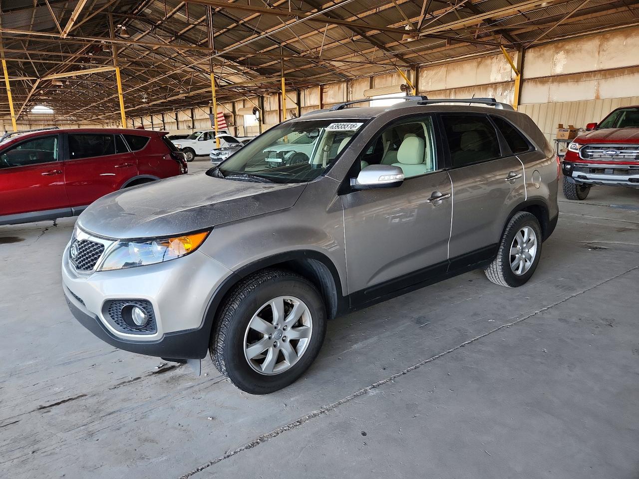 2013 KIA SORENTO Base / LX