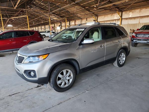 2013 KIA SORENTO