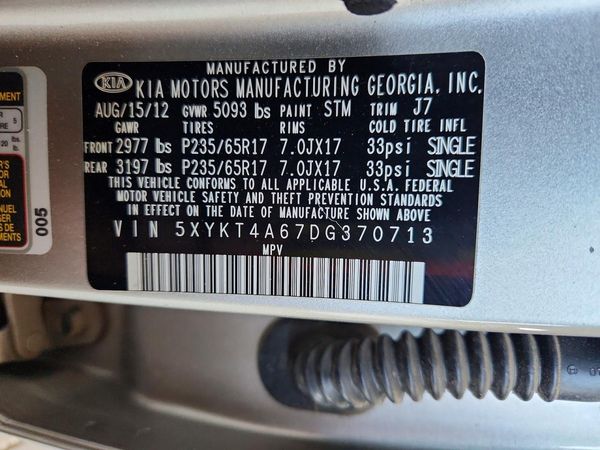 2013 KIA SORENTO Base / LX