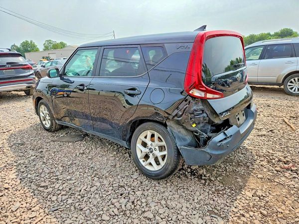 2021 KIA SOUL