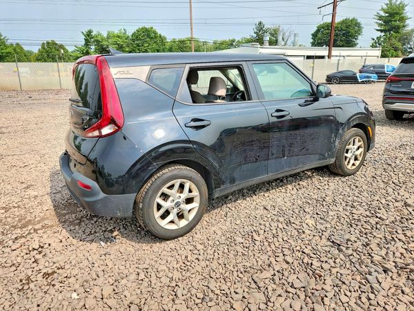2021 KIA SOUL