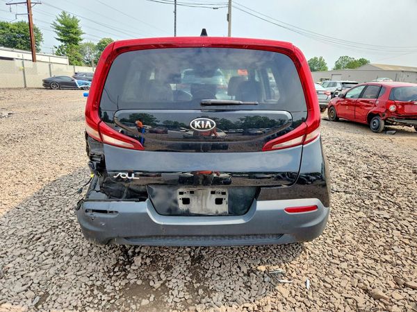 2021 KIA SOUL