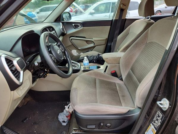 2021 KIA SOUL
