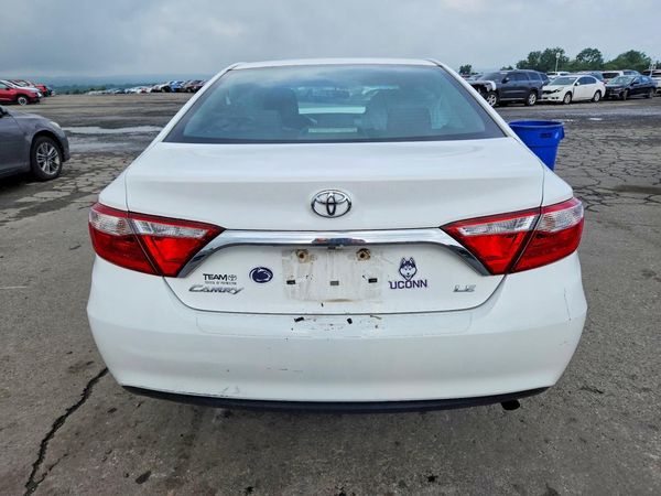2016 TOYOTA CAMRY