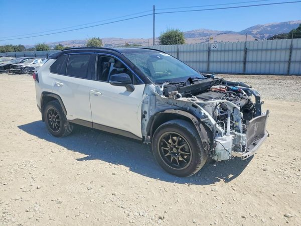 2020 TOYOTA RAV4 XSE HV