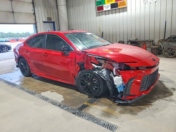 2026 TOYOTA CAMRY — Passenger 3/4