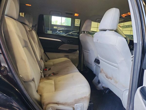 2018 TOYOTA HIGHLANDER LE/LE Plus