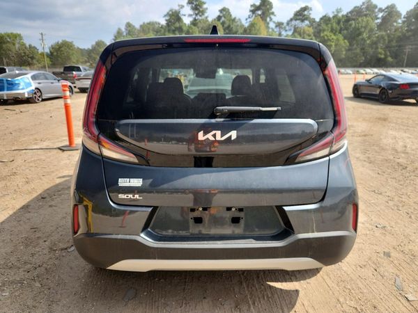 2024 KIA SOUL LX, S