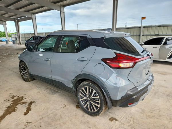 2021 NISSAN KICKS