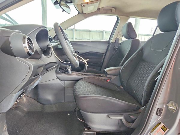 2021 NISSAN KICKS
