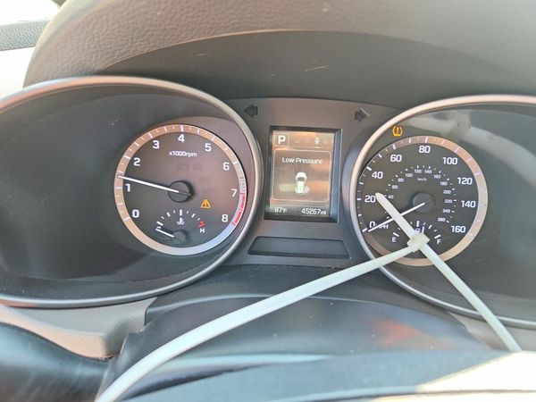 2018 HYUNDAI SANTA FE Sport Base
