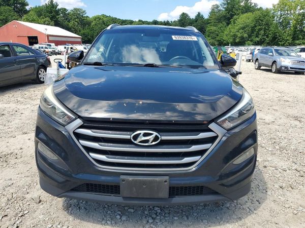 2017 HYUNDAI TUCSON