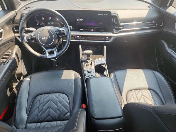 2024 KIA SPORTAGE X-LINE