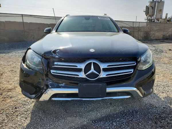 2016 MERCEDES-BENZ GLC GLC300