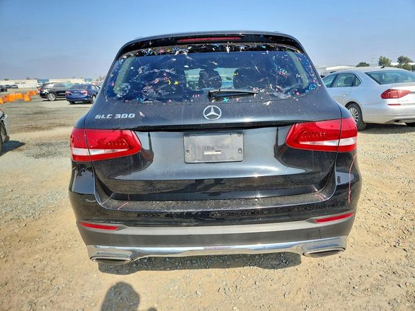 2016 MERCEDES-BENZ GLC GLC300