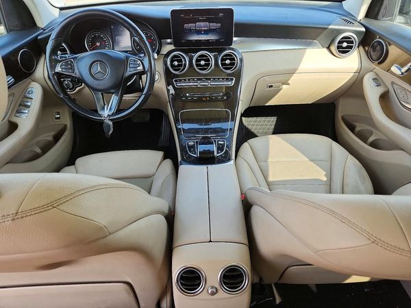 2016 MERCEDES-BENZ GLC GLC300