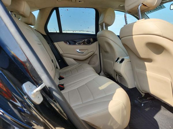 2016 MERCEDES-BENZ GLC GLC300