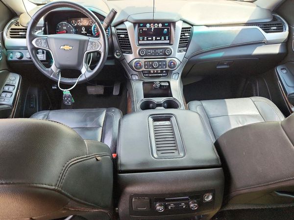 2017 CHEVROLET SUBURBAN LT